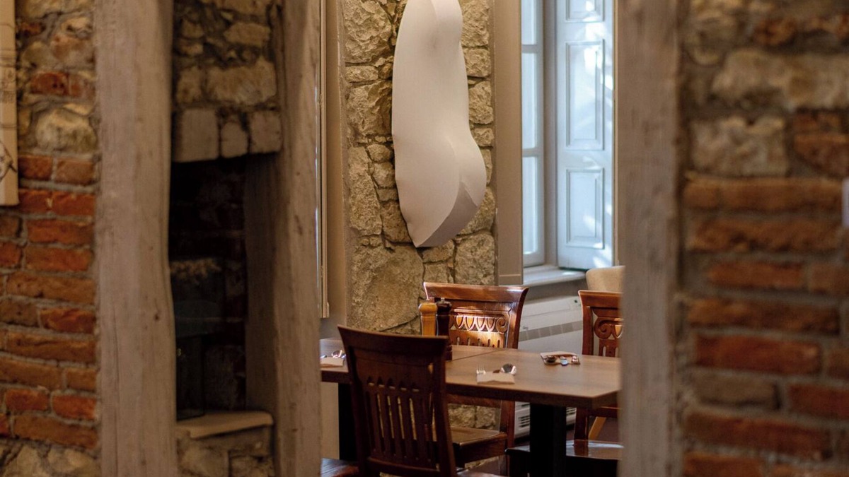 Tallya Hotel | Barka Galéria Hotel és Étterem