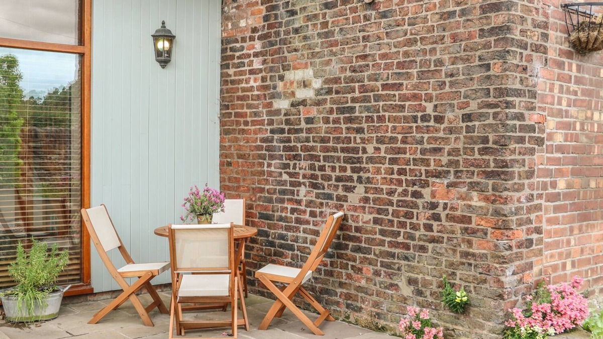 Bispham Green Cottage | Barn Owl Cottage At Crook Hall Farm