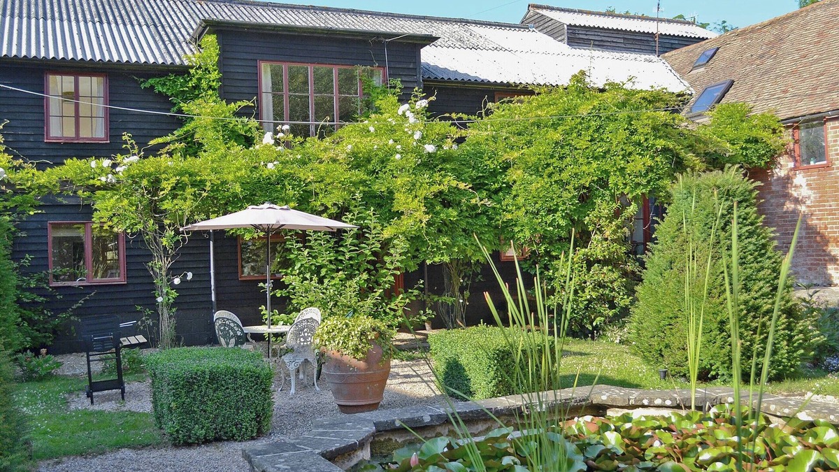 Denton Cottage | Barn Terrace - 28972