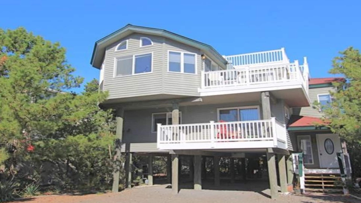 Beach Haven House | Barnegat Light (Long Beach Island, New Jersey) Newly Renovated Oceanside Home