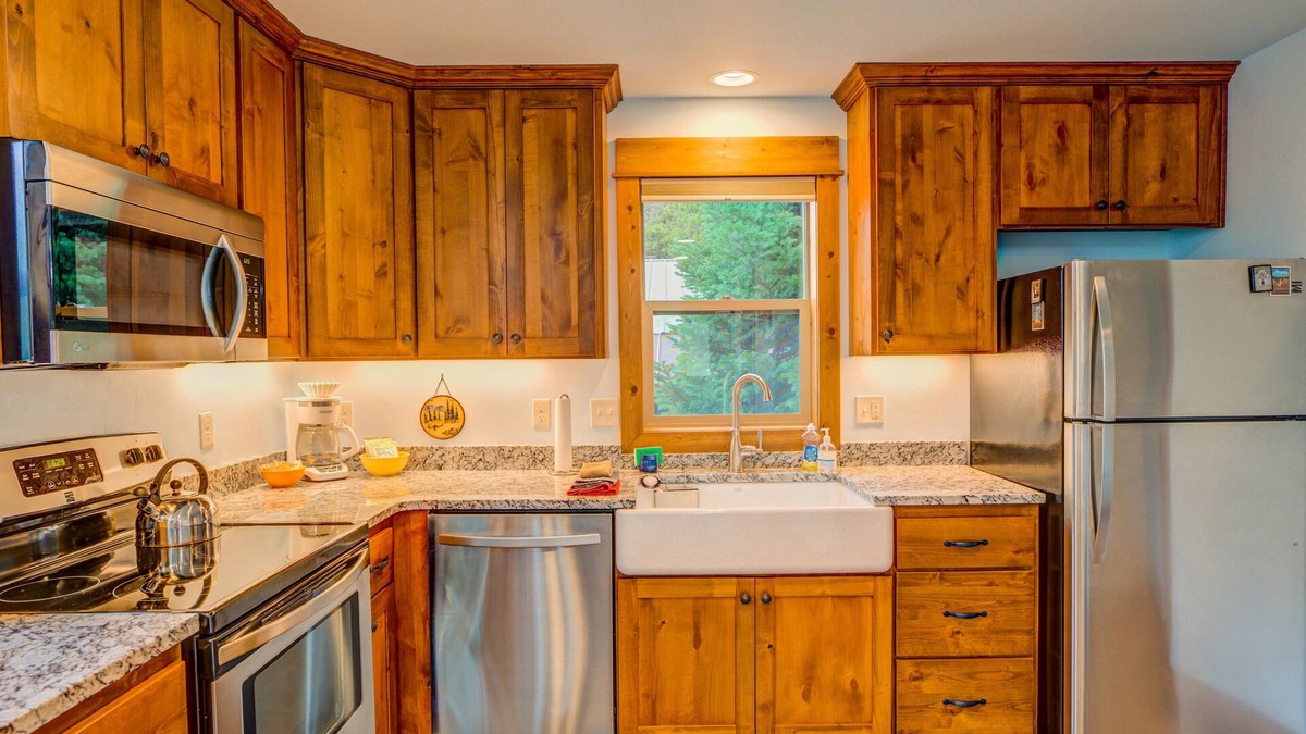 West Yellowstone House | Barnes on Boundary Unit A