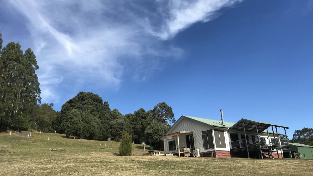 Barramunga House | Barramunga = Otways Peace & Tranquility with Great Ocean Road convenience.