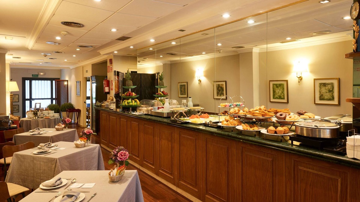 Castellana Hotel | Barrio de Salamanca Suites