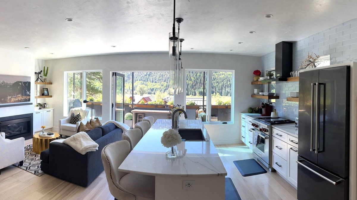 Telluride House | Basecamp at Valley Floor - Views and wildlife overlooking the Valley Floor!