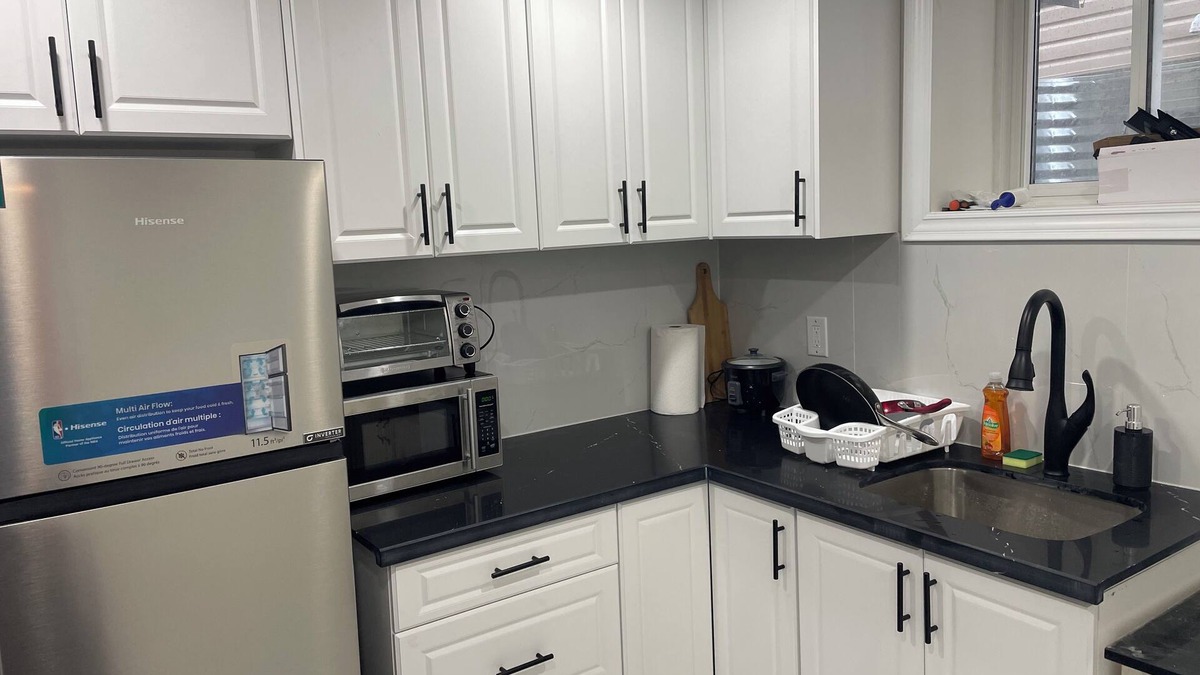 Durham Region Apartment | Basement Apartment in a quiet area (875 sqft)