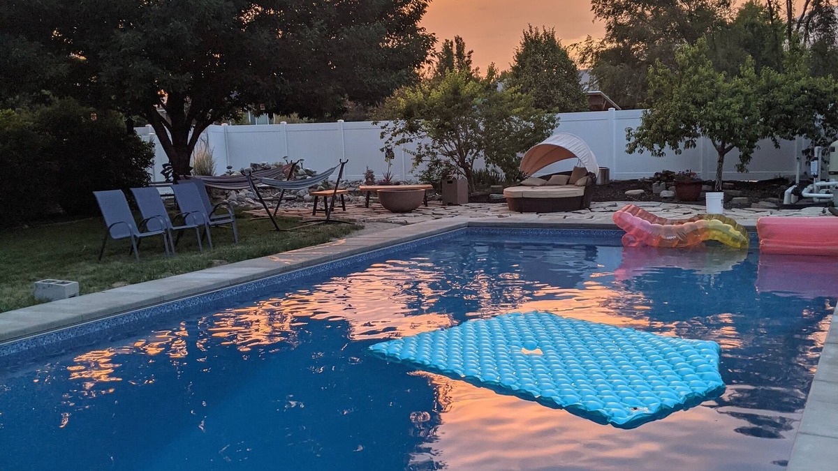 Pleasant Grove House | Basement Home with Private Pool and Hot Tub