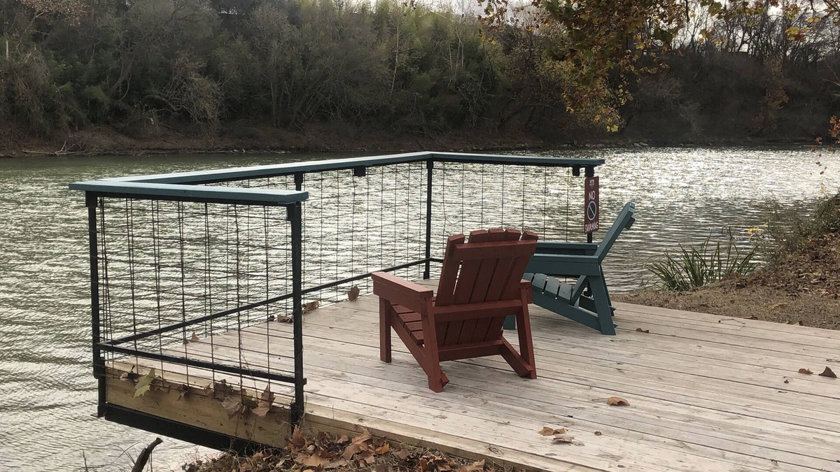 Bastrop House | Basin RV Resort Pool Apartment-Pet Free