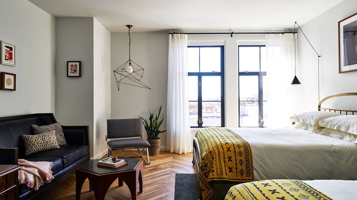 Adams Morgan House | Bask in Timeless Sensation at Walter Pierce Park! Pet-friendly Property!