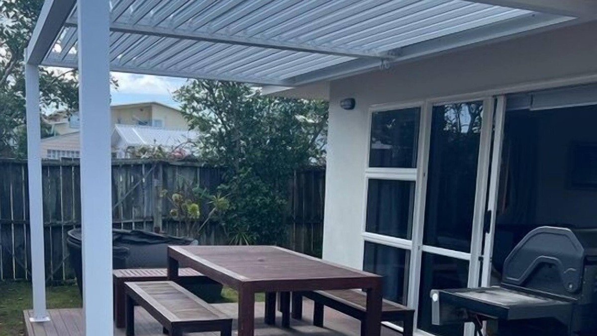 Whangamata Cottage | Baskervilla - Whangamata Holiday Home