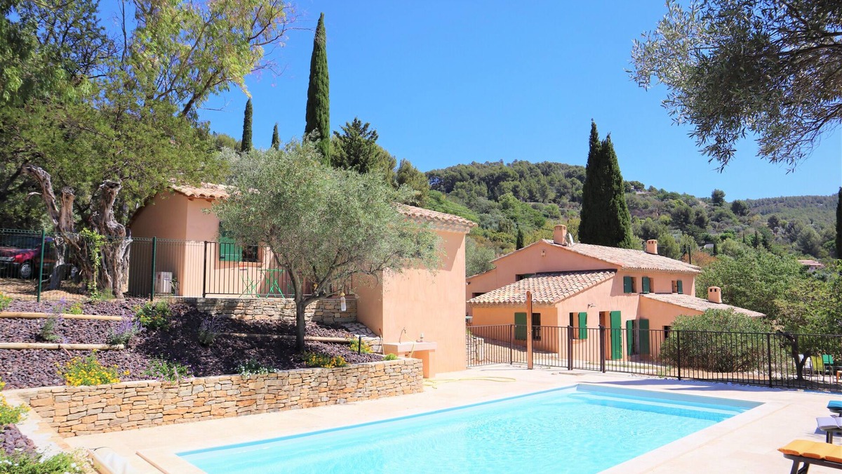 Le Beausset Cottage | BASTIDE in the HEART of the Provencal valley