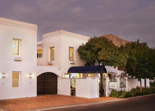 Stellenbosch Central Hotel | Batavia Boutique Hotel