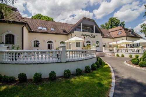 Zalacsany Hotel | Batthyány Kúria