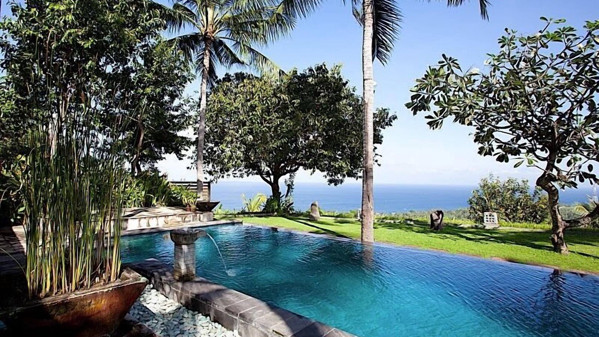 Senggigi Villa | Batulayar Villa - Ocean and Sunset Views