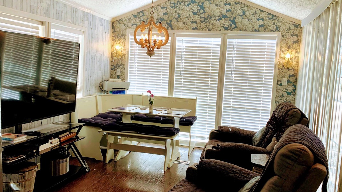 Boerne Cabin | Bavarian Cabin @ HomeAway Ranch & Noah Animal Sanctuary