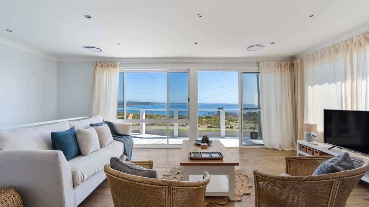 Bawley Point House | Bawley Blue Summary: