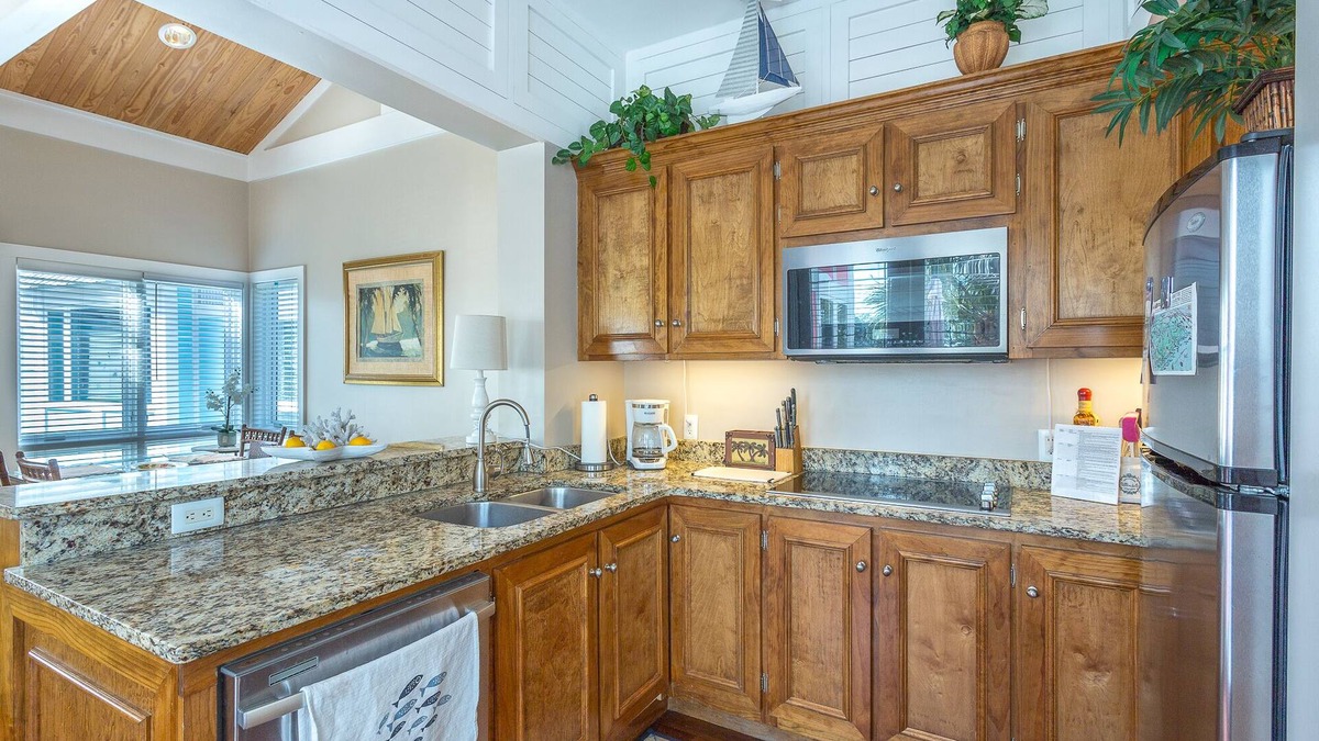 Carrabelle Cottage | Bay Bliss1br/1ba- Season Special! Less than 5 minute walk to the beach