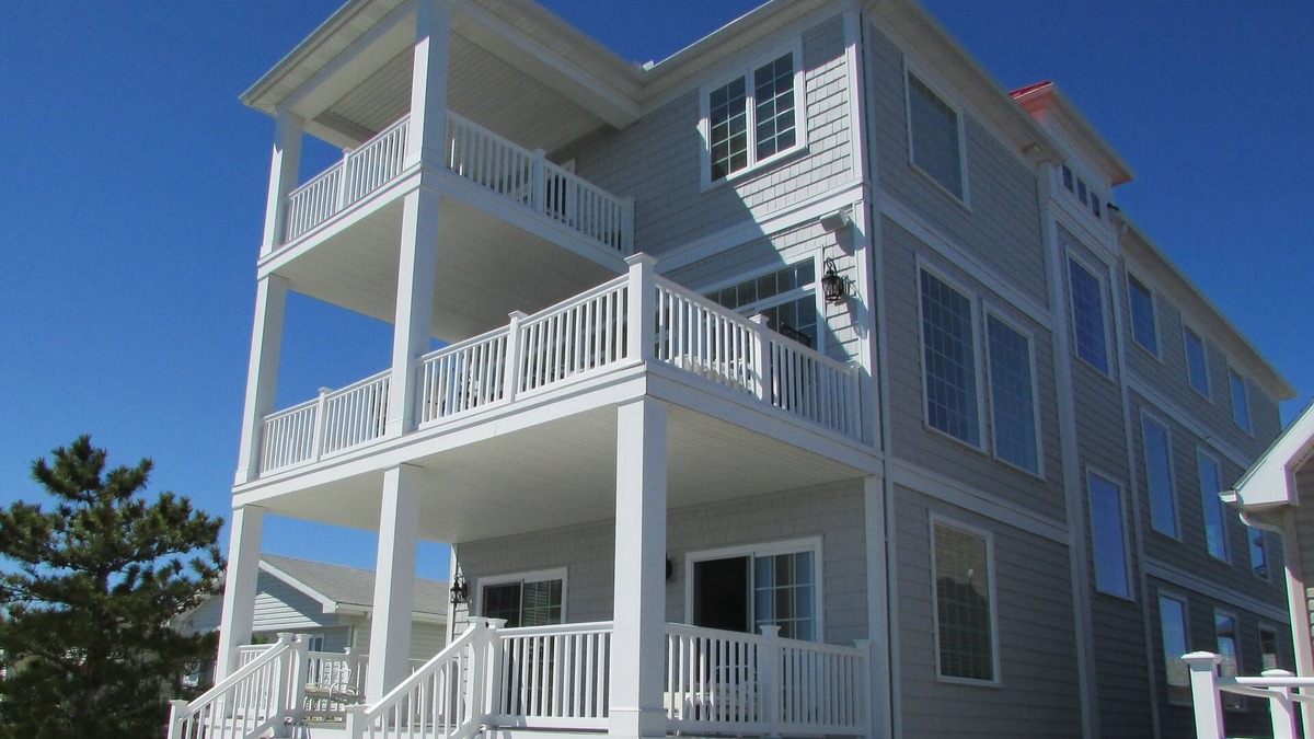 Selbyville House | Bay Front Luxury Home 7 Bed 6.5 Baths 4200sq Sleeps 14