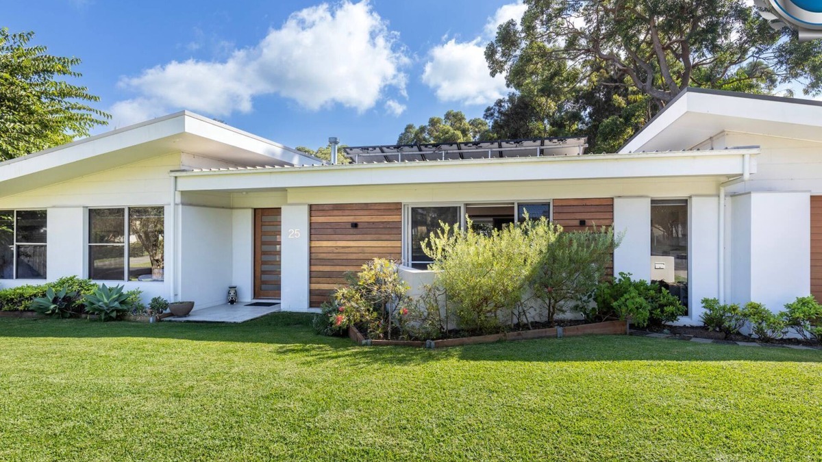 Callala Bay House | Bay Gem - Pet Friendly with Spa