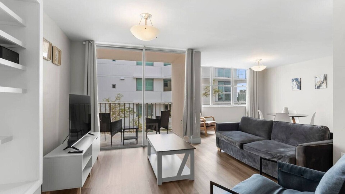 Bay Harbor Islands Apartment | Bay Harbor Sunset Apt 3B