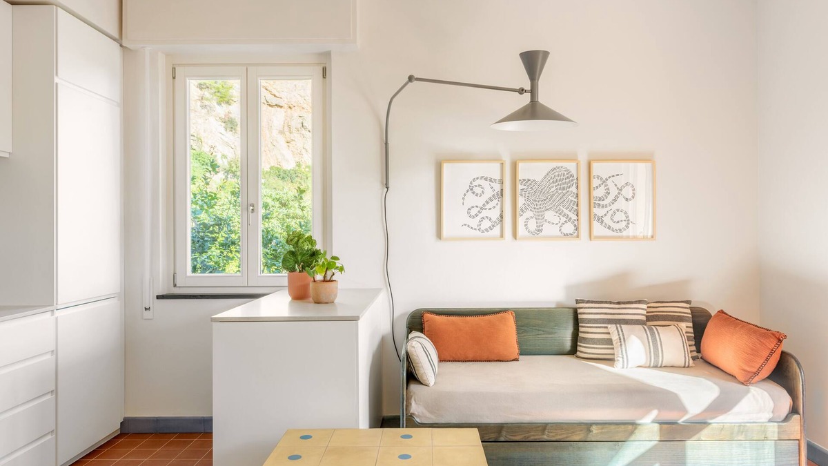 Varigotti Apartment | Bay of Saracens - renovated apartment surrounded by greenery