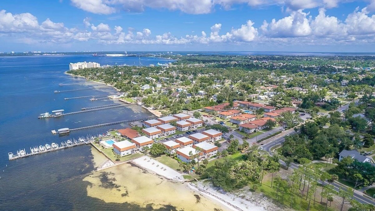 Panama City Condo | Bay Paradise: Luxury 1 Bedroom Condo with Stunning Sunsets & Resort Amenities!