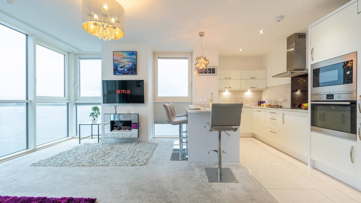 Grangetown Apartment | Bay Point by Tŷ SA