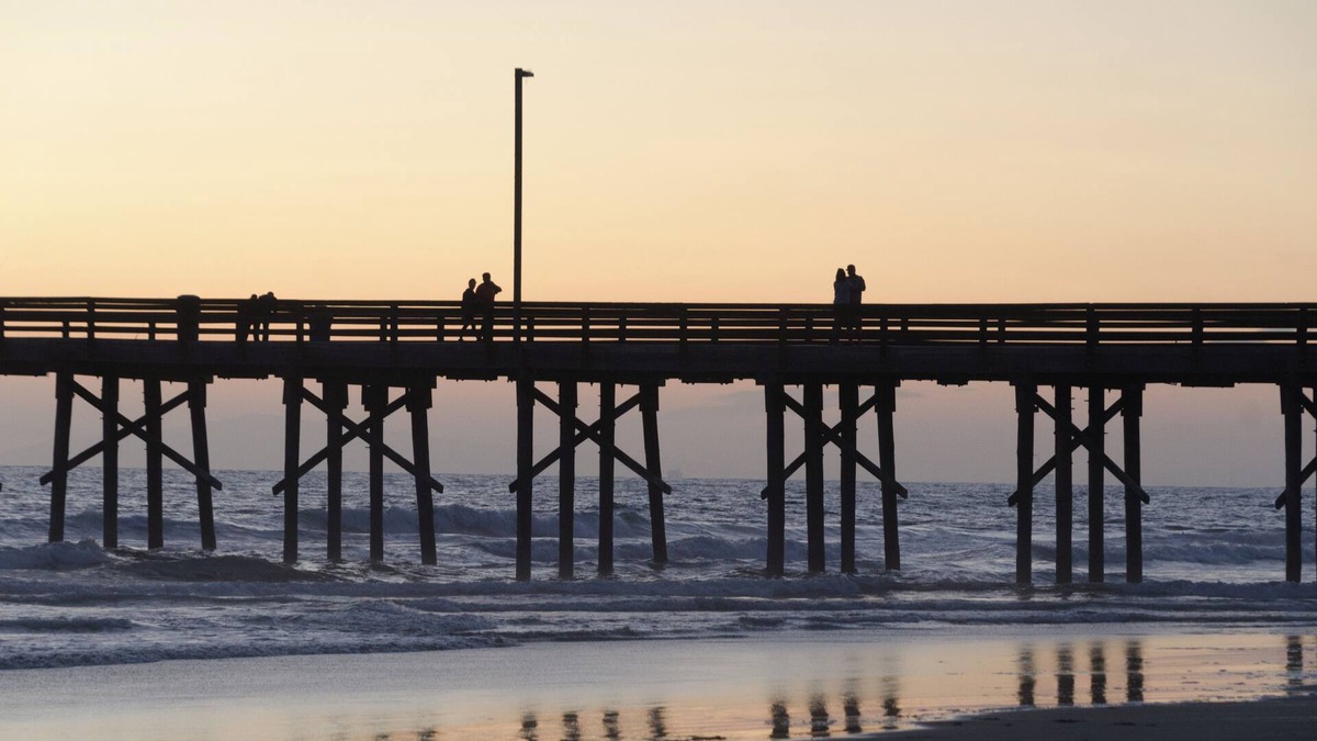 Balboa Peninsula Hotel | Bay Shores Peninsula Hotel