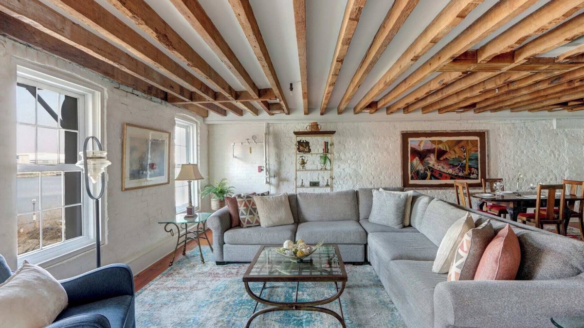 Historic District - North Apartment | Bay Street Flat, Historic | Riverfront View