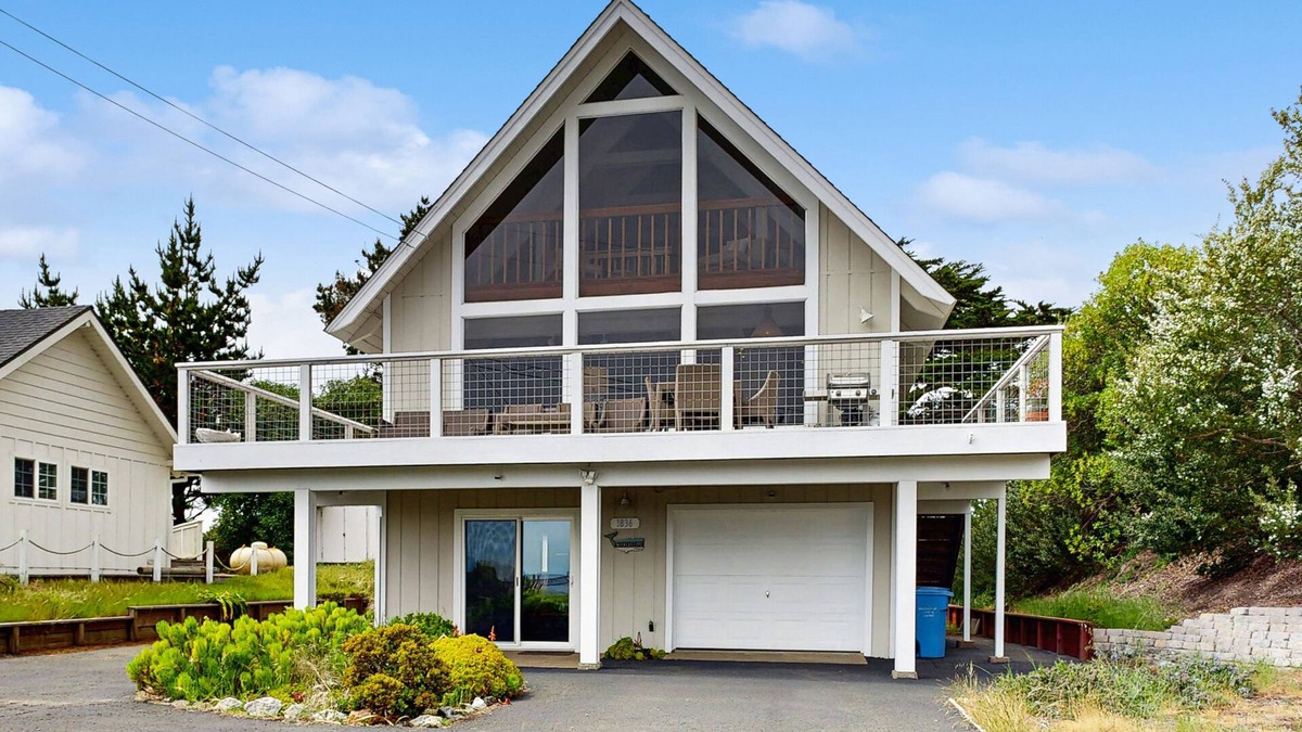 Bodega Bay House | Bay view home overlooking Bodega Harbor w/fireplaces, WiFi, & private W/D