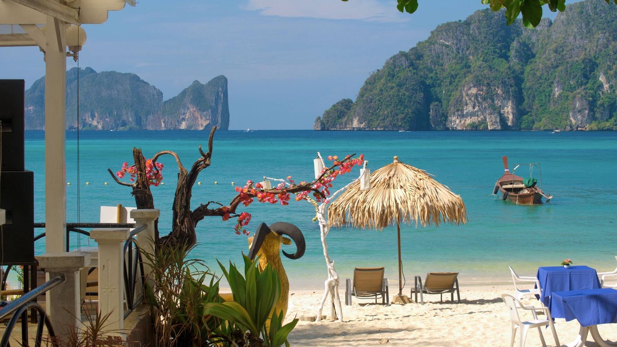Ko Phi Phi Resort | Bay View Resort and Premier Resort