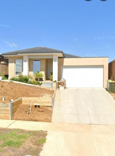Clifton Springs House | Bay View's