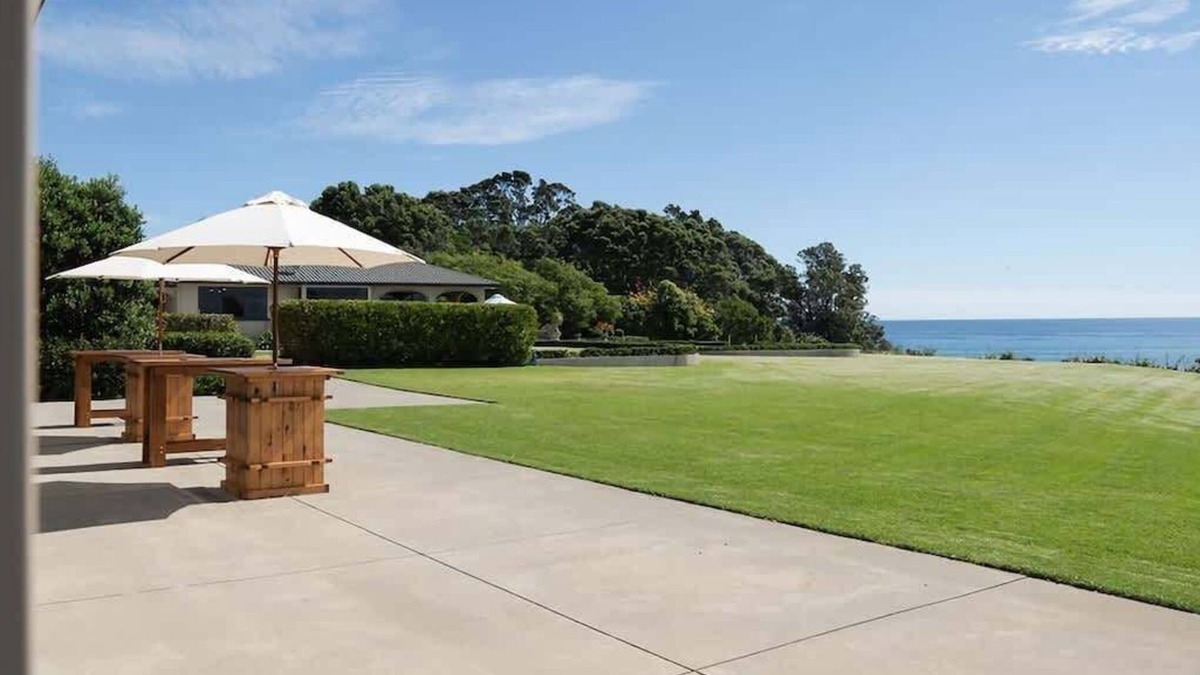 Pitone Apartment | Bay View Terrace Luxury Studios