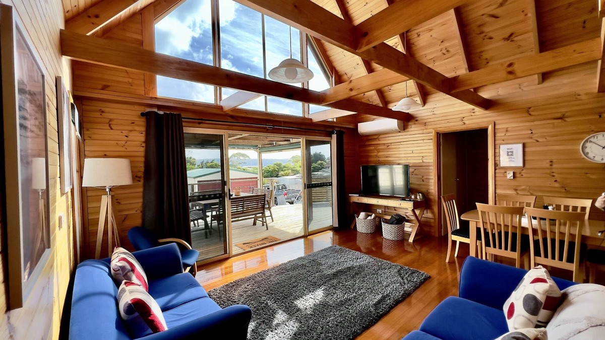Stieglitz House | Bay views Escape: Relaxing Home for You and Your Family with outdoor EV Charger