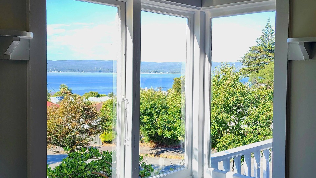 Albany House | Bay Vista Cottage by the BnB Collection