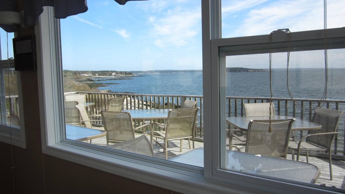 Pocologan Hotel | Baybreeze Restaurant and Motel