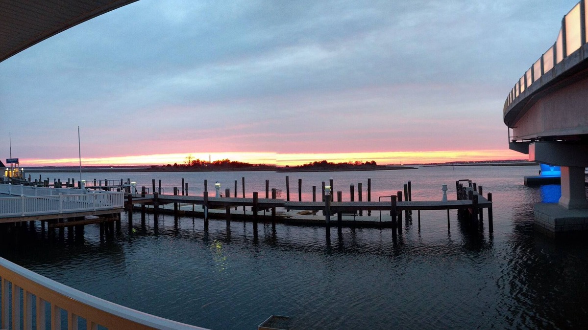 North End House | Bayfront Escape: 2-Bedroom Condo with Spectacular Bay Views in Ocean City, NJ!