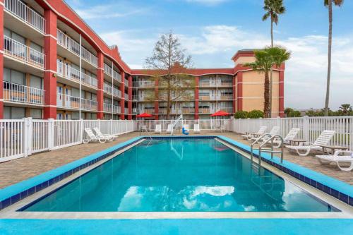 Southwest Orlando Hotel | Baymont by Wyndham Orlando North Millenia
