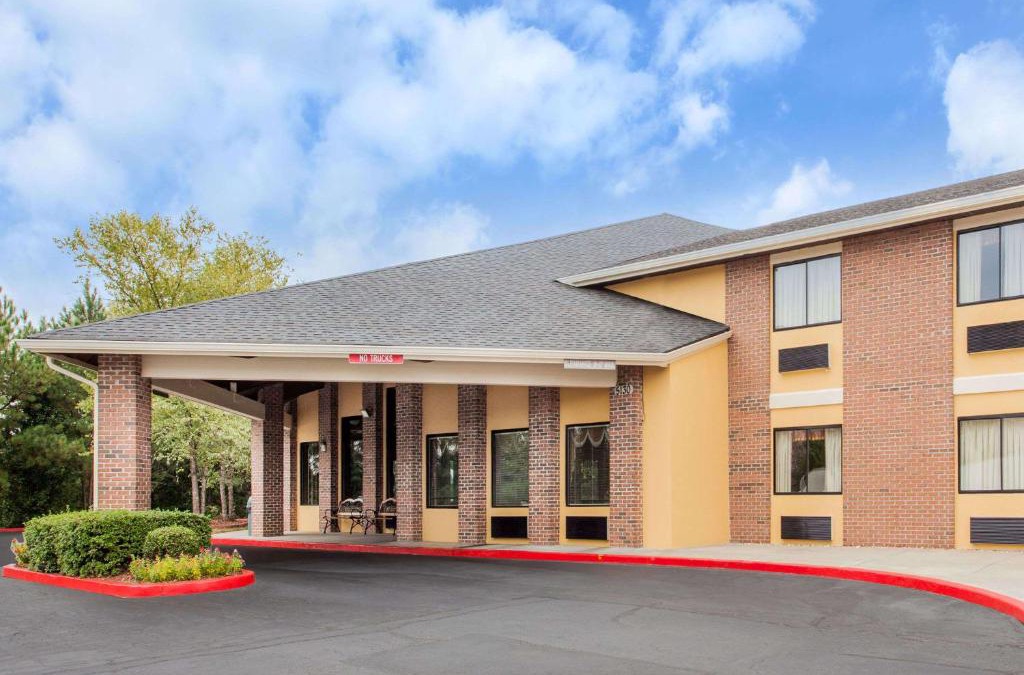 Smyrna Hotel | Baymont by Wyndham Smyrna