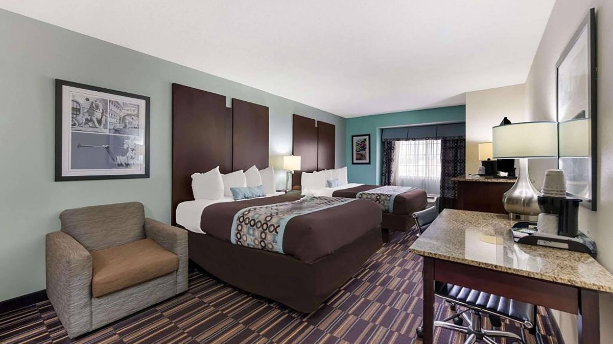 Elizabeth City Hotel | Baymont by Wyndham Elizabeth City