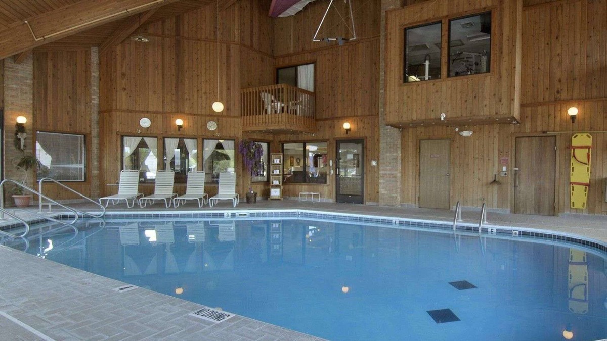 Whitewater Hotel | Baymont by Wyndham Whitewater