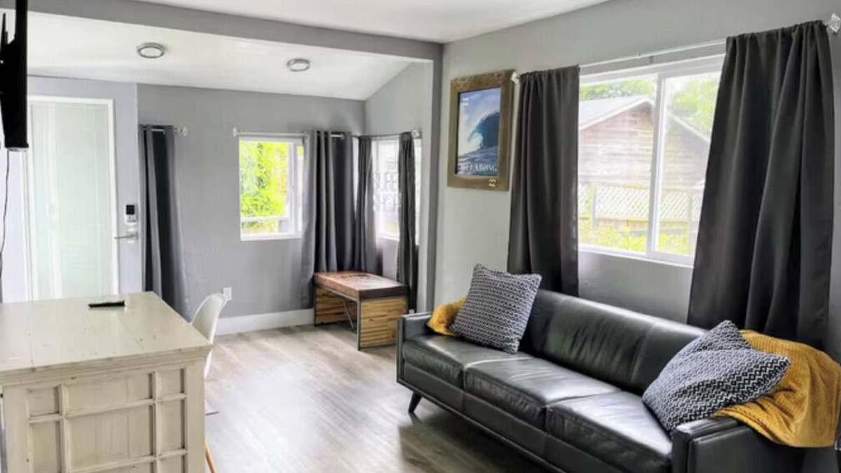 Jacoby Creek House | Bayside Casita Upgraded &In Town