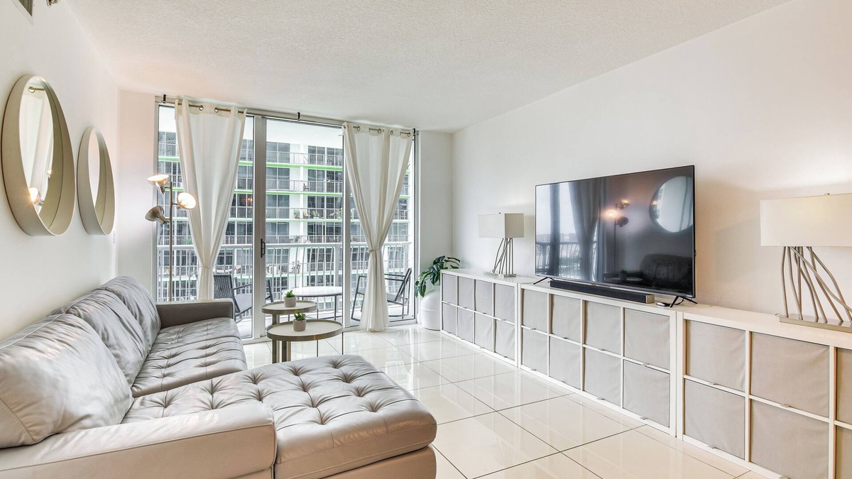 Edgewater Condo | Bayside Miami High-Rise Condo By Waterfront Park!