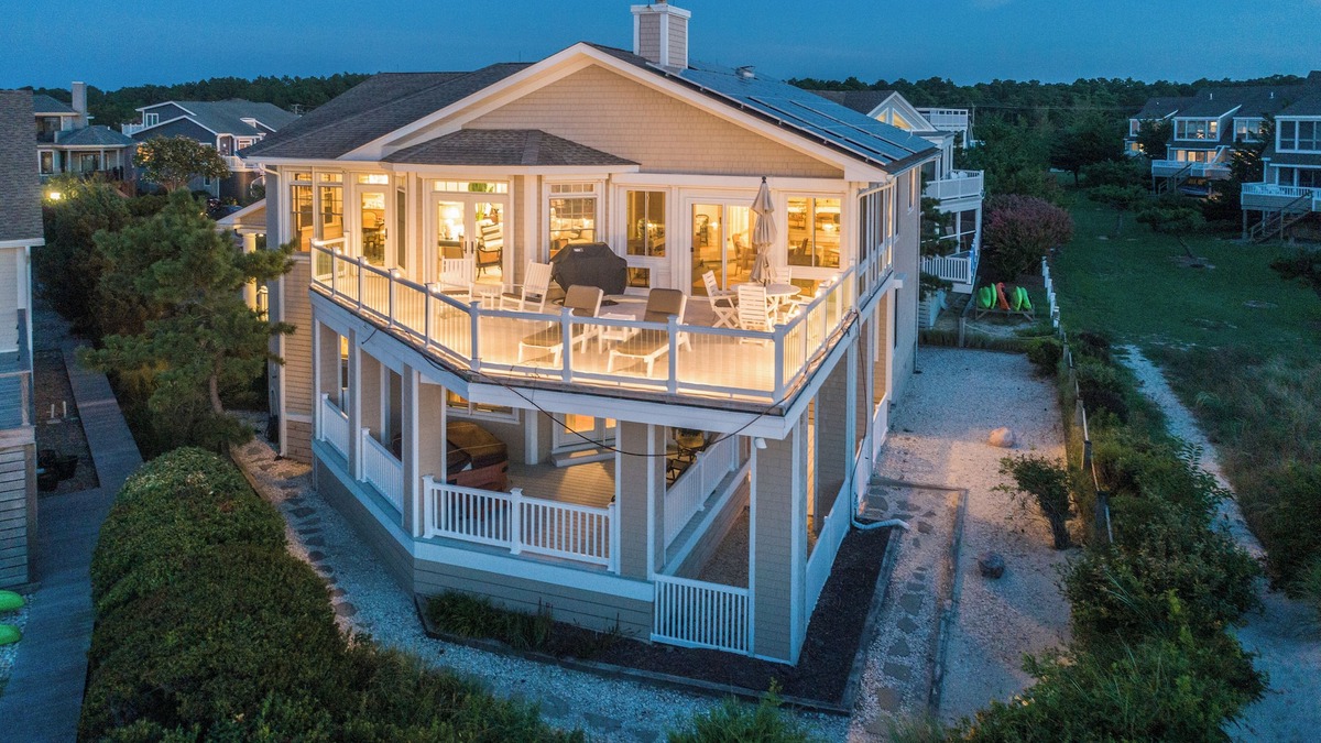 Lewes House | BAYSIDE PARADISE - 6BD, 4.5BA - Sleeps 12 - Spectacular Beachfront Home!