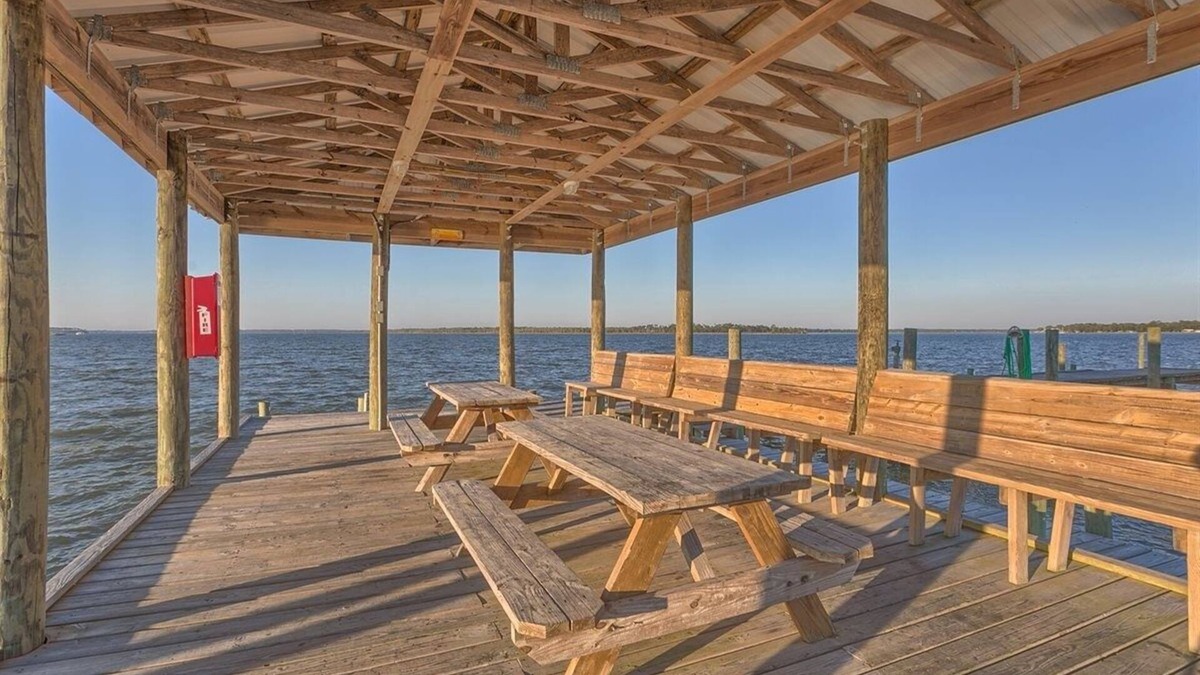 Orange Beach Condo | Bayview 82 2 Bedroom Condo by RedAwning