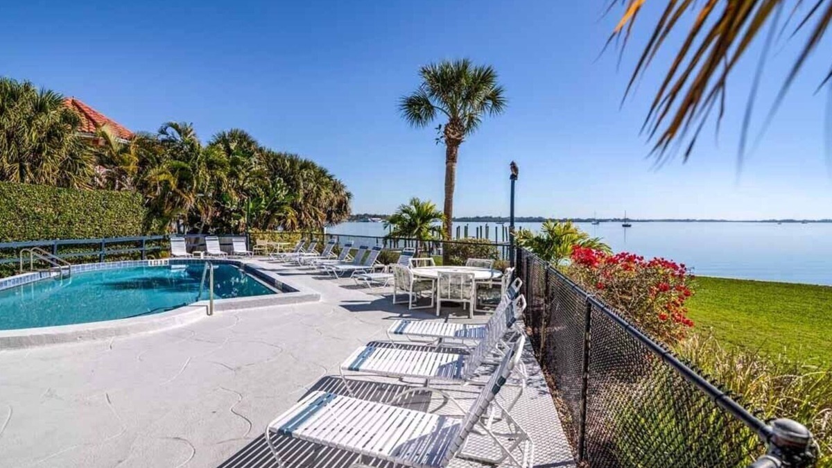 Bradenton Beach Condo | Bayview Condo H - Anna Maria Island - Condo 2 Bedroom/2 Bath bay view,.