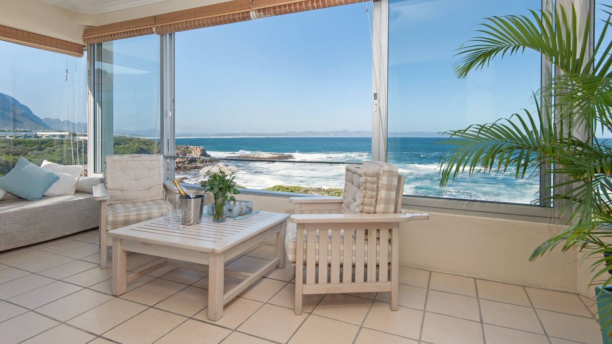 Hermanus Apartment | Bayview Hermanus