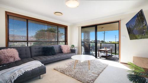 Blue Bay House | Bayview House Pet Friendly , Spacious Home Accom Property