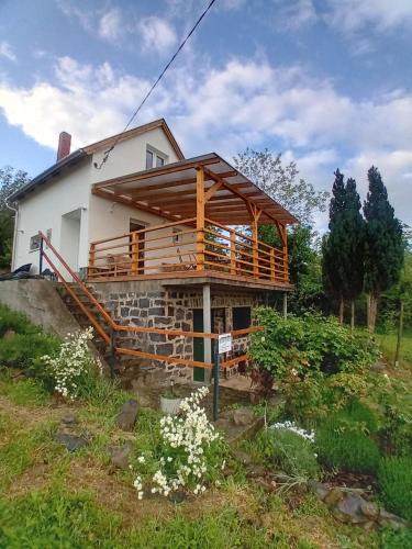Zalahalap Apartment | BazaltKő