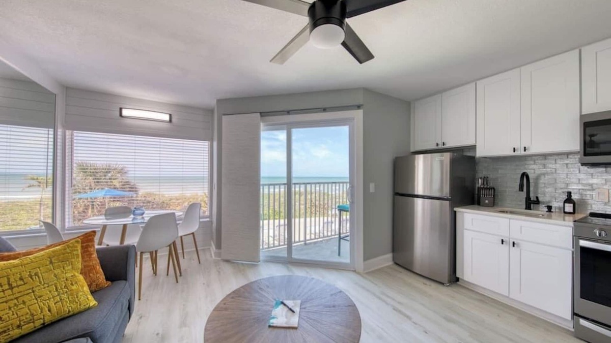Belleair Beach Condo | BBC110 Renovated Beachfront Condo W/Pool
