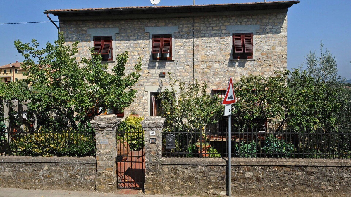 Mercatale Val di Pesa Apartment | Beautiful apartment for 6 guests with WIFI and terrace, close to Greve In Chianti